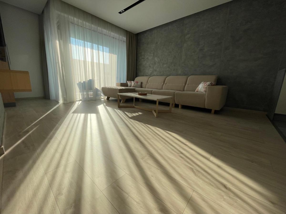 Greenbay Apartment With Free Parking Trenčín 외부 사진