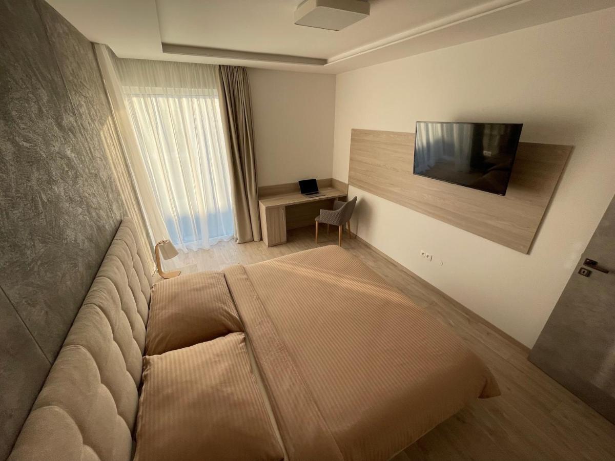 Greenbay Apartment With Free Parking Trenčín 외부 사진