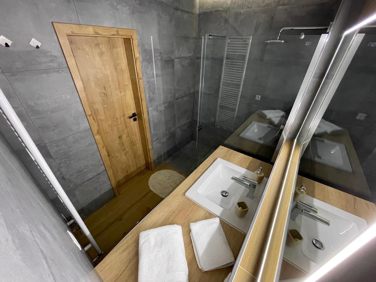 Greenbay Apartment With Free Parking Trenčín 외부 사진