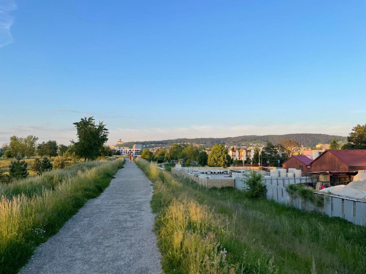 Greenbay Apartment With Free Parking Trenčín 외부 사진