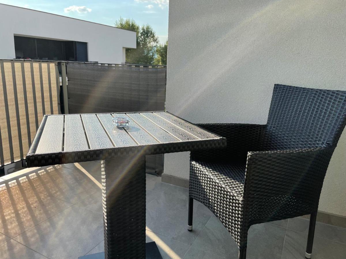 Greenbay Apartment With Free Parking Trenčín 외부 사진